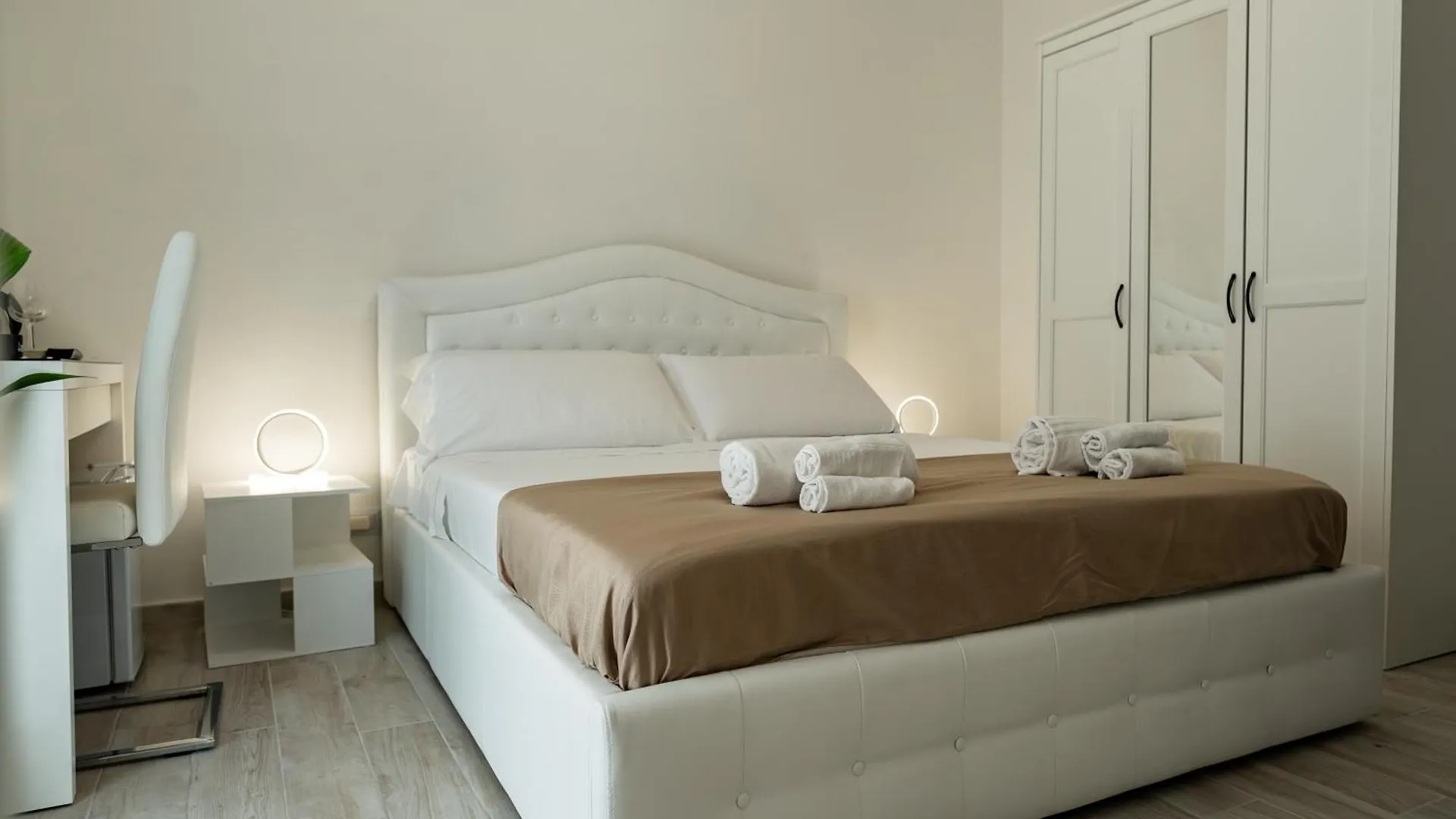 Felix Rooms Rome 0*,  Italië
